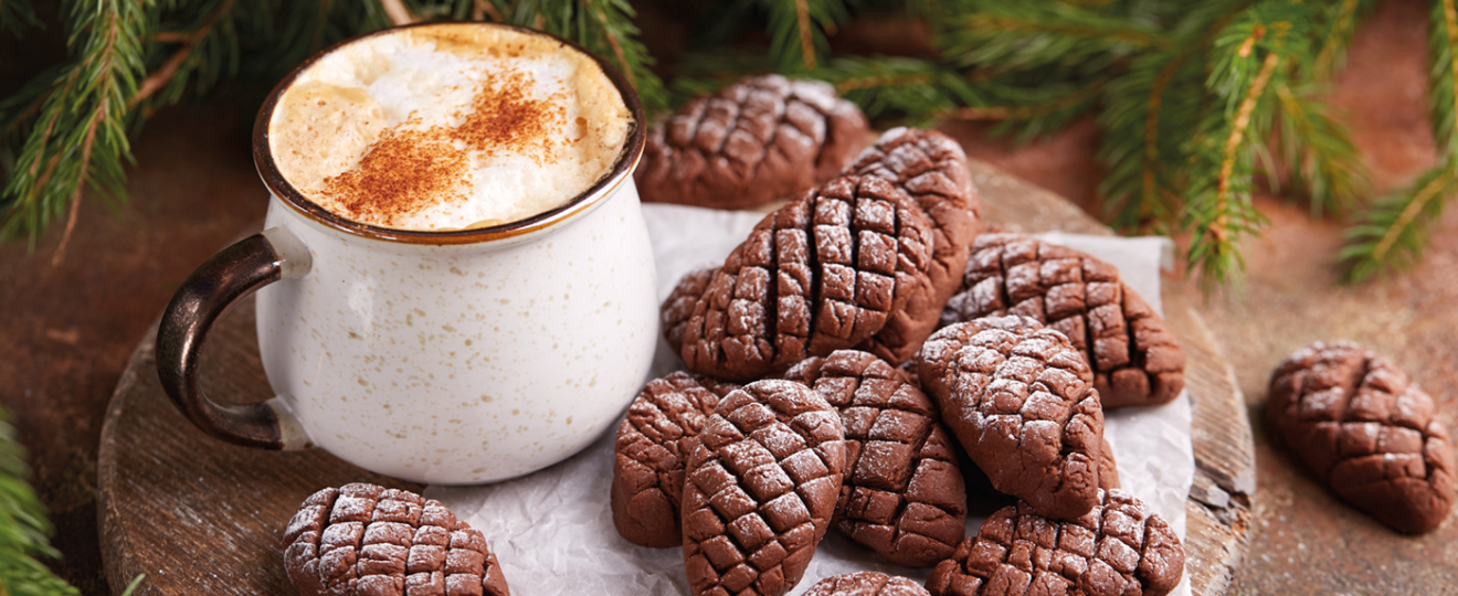 Biscuits pommes de pin au chocolat